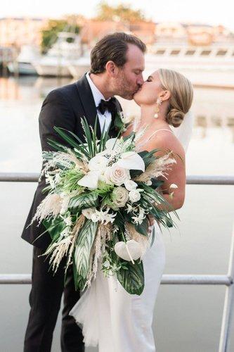 mobile - carousel-hero-element image-6