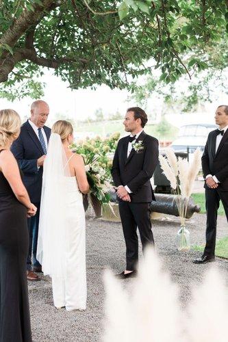 mobile - carousel-hero-element image-2