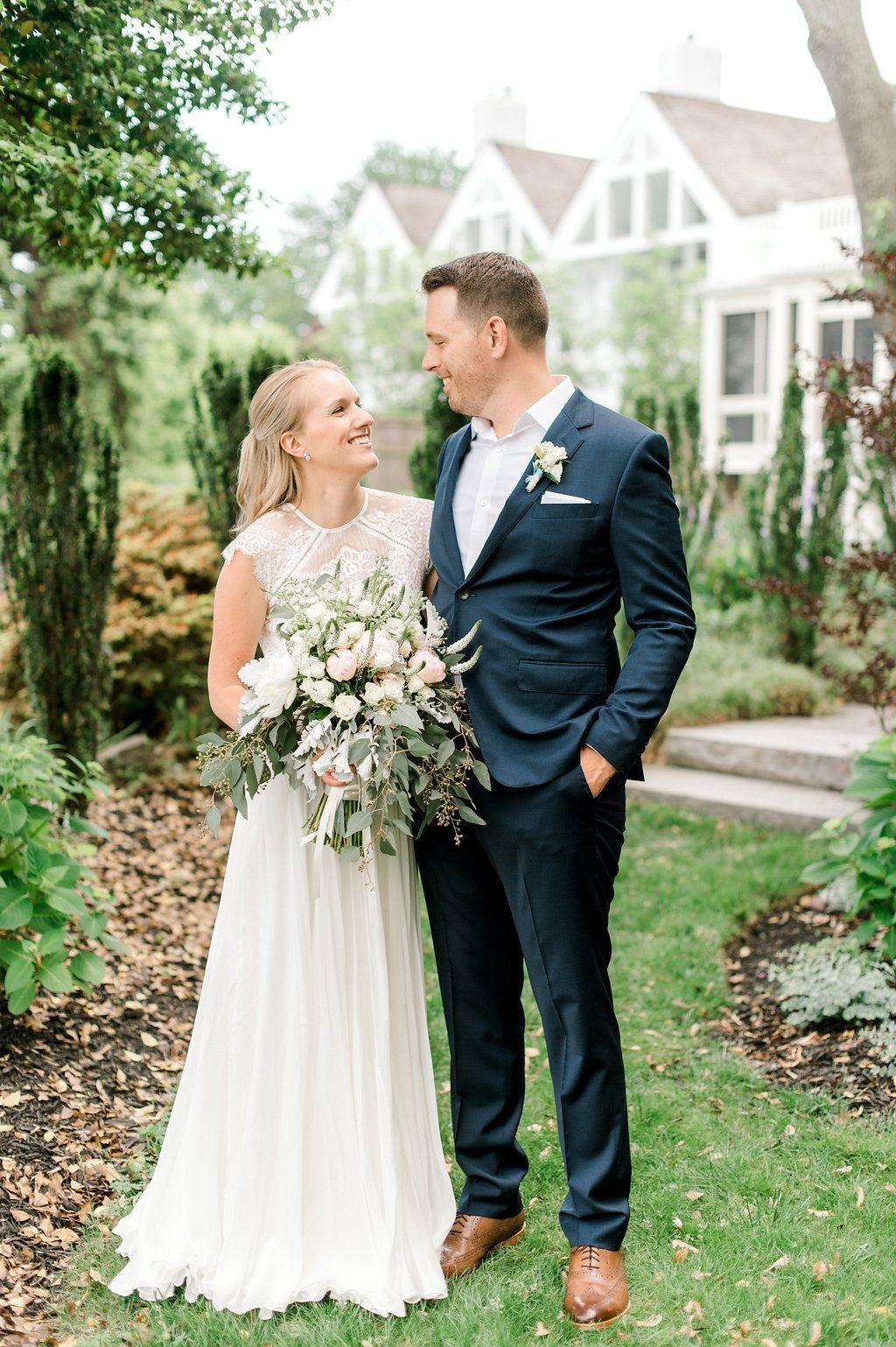 carousel-hero-element image-17